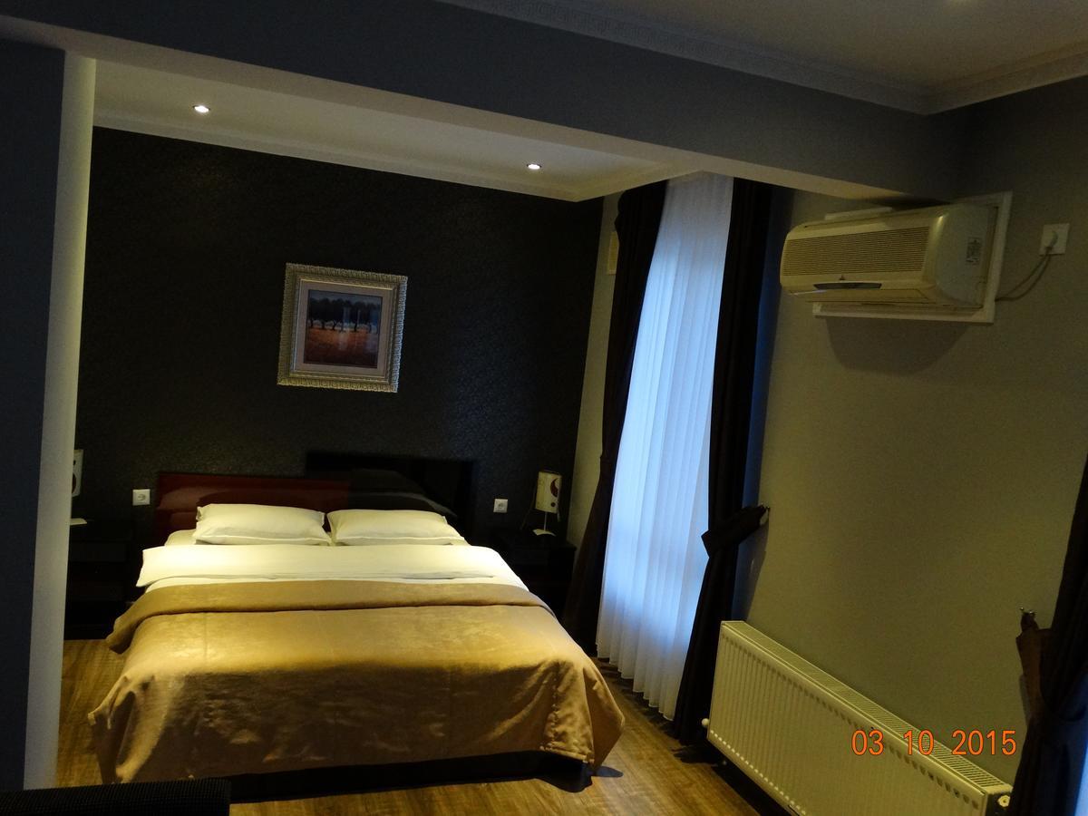 Hotel Mimoza Razgrad エクステリア 写真